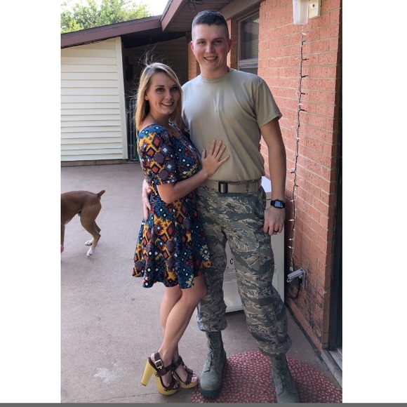 Meet your Posher, Sara - Picture 4 of 4